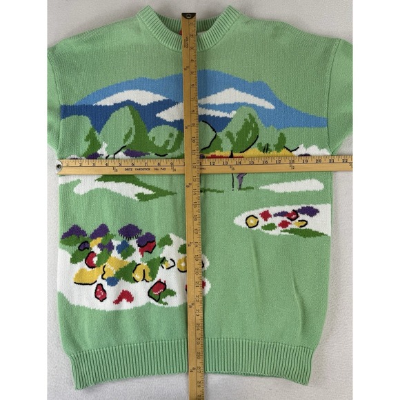 VTG Tail Sweater Sz Large Golf Embroidered Graphic Hong Kong Mountains Flowers - Picture 2 of 13